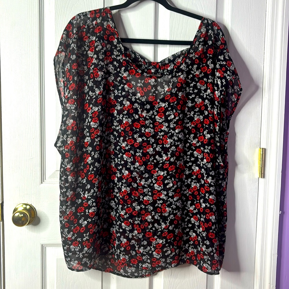 Floral Sleeveless Chiffon Top